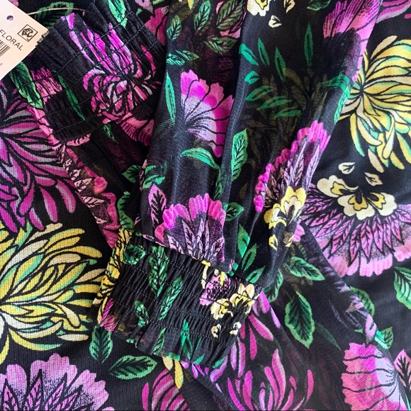 🌸New🌸 Floral Cold Shoulder Blouse Top INC Sz PM - Picture 4 of 6